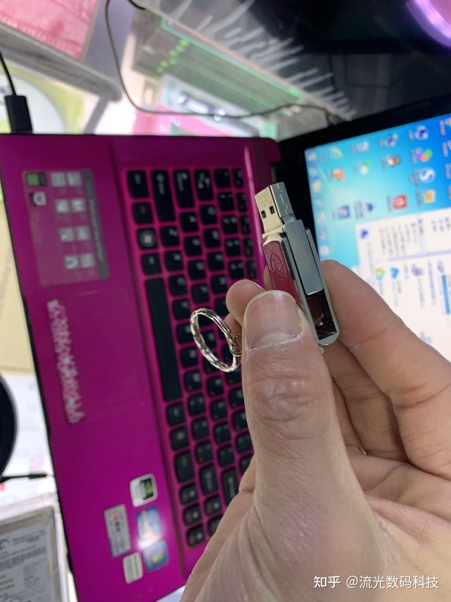 win7u盘装系统下载 win7专业系统安装方便吗？安装过程其实并不复杂，详细教程在这里！
