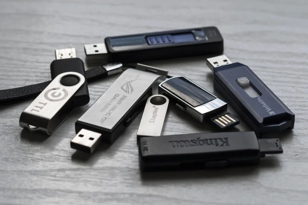 主板u盘装系统 使用U盘装系统，试试这款多系统启动盘制作工具吧！